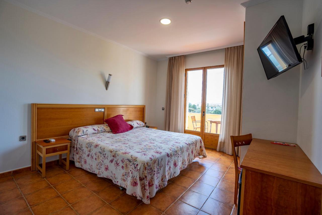 Hotel Los Barruecos By Croma Malpartida de Cáceres Kültér fotó